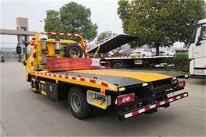 新洲道路救援拖车报价